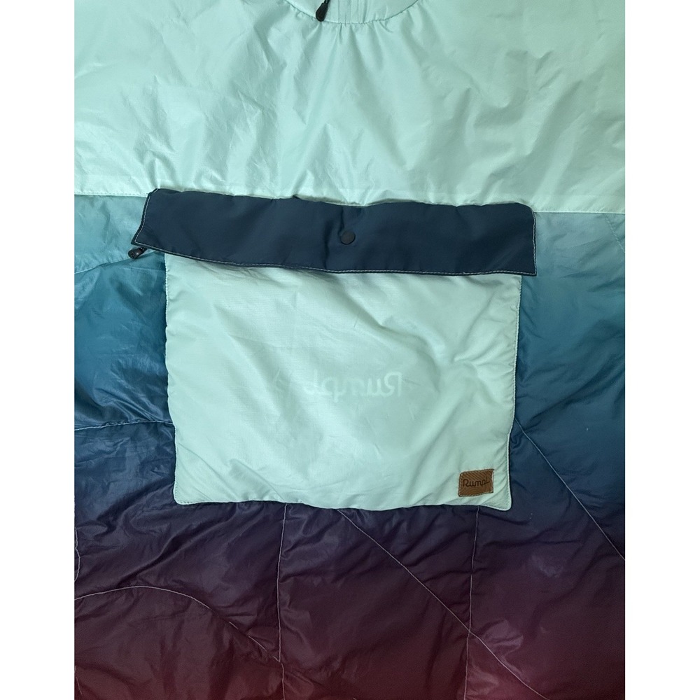 RUMPL Crisp Fade Nanoloft Puffy Poncho Relaxed fit, works for most adults - Picture 8 of 8